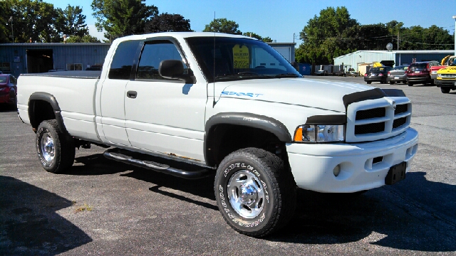 2001 Dodge Ram 2500 Z71 4X4 CREW CAB