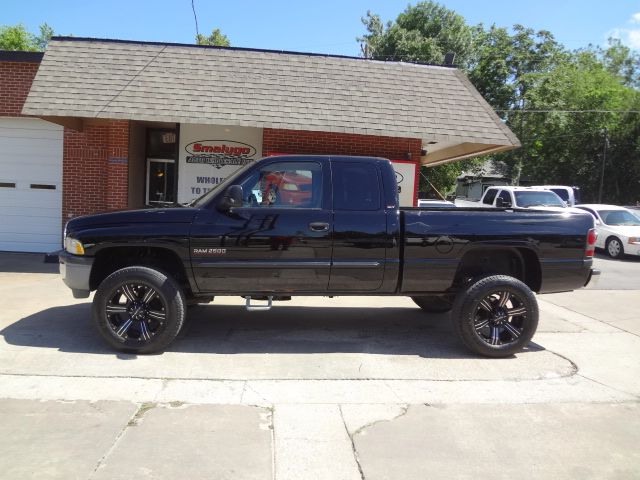 2001 Dodge Ram 2500 1500 LT 4WD