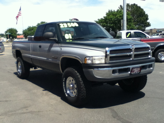 2001 Dodge Ram 2500 Z71 4X4 CREW CAB