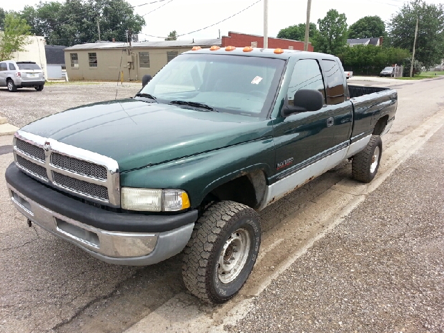 2001 Dodge Ram 2500 Z71 4X4 CREW CAB