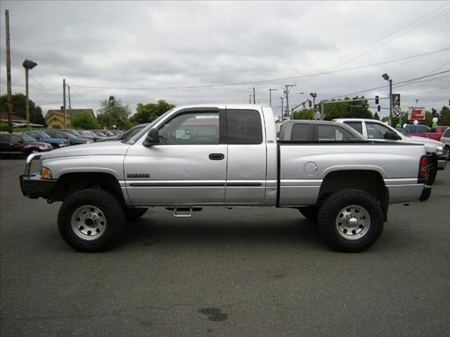 2001 Dodge Ram 2500 SLT