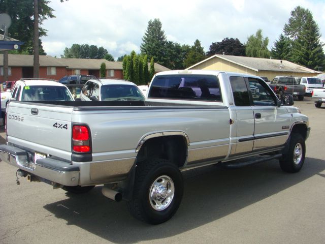 2001 Dodge Ram 2500 Z71 4X4 CREW CAB