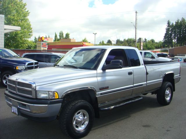 2001 Dodge Ram 2500 Z71 4X4 CREW CAB