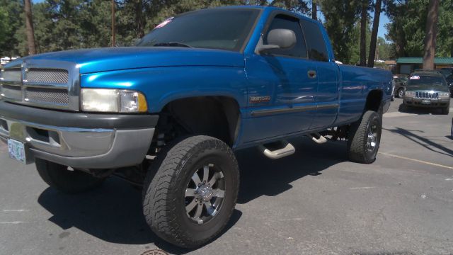 2001 Dodge Ram 2500 Z71 4X4 CREW CAB