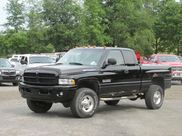 2001 Dodge Ram 2500 4WD 1500 LTZ