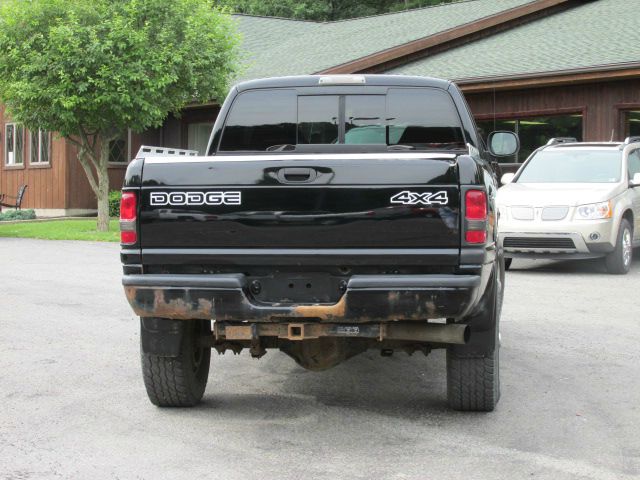 2001 Dodge Ram 2500 4WD 1500 LTZ