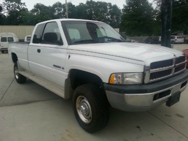 2001 Dodge Ram 2500 Z71 4X4 CREW CAB