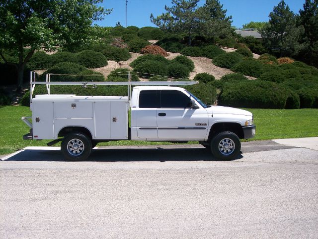 2002 Dodge Ram 2500 4dr 4WD EXT LS 4x4 SUV