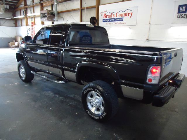 2002 Dodge Ram 2500 Tiara