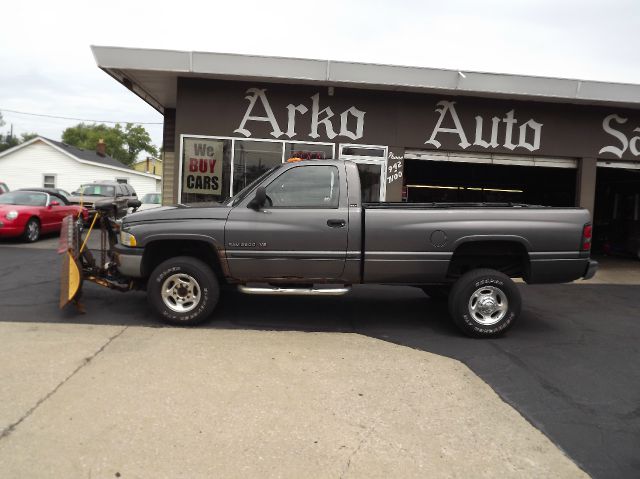 2002 Dodge Ram 2500 HD Reg. Cab 8-ft. Bed 2WD