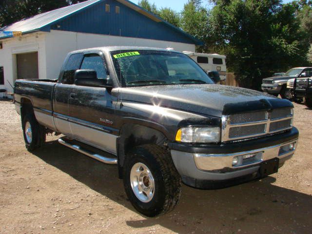 2002 Dodge Ram 2500 4dr 4WD EXT LS 4x4 SUV