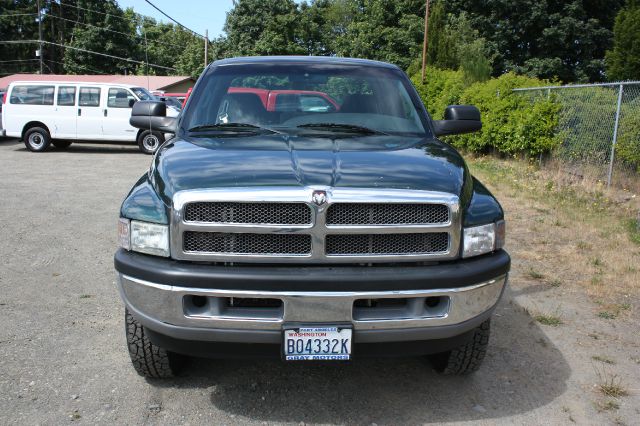 2002 Dodge Ram 2500 4dr 4WD EXT LS 4x4 SUV