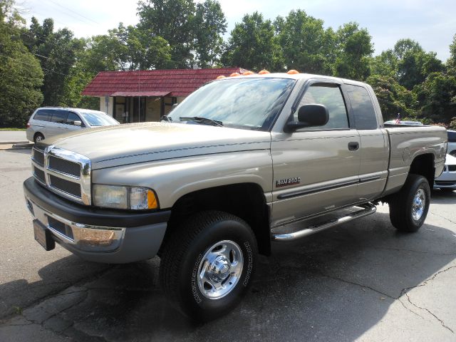 2002 Dodge Ram 2500 Ext WT