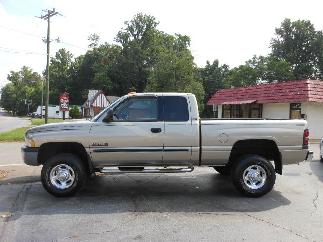 2002 Dodge Ram 2500 Ext WT