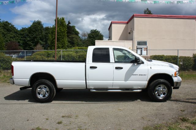 2003 Dodge Ram 2500 4dr 4WD EXT LS 4x4 SUV