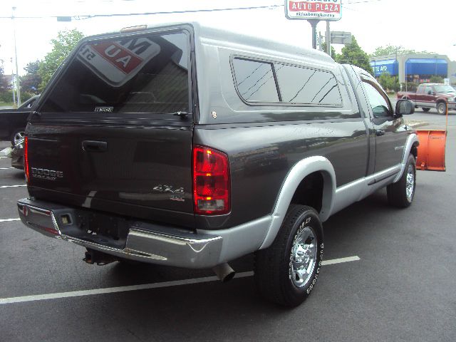 2003 Dodge Ram 2500 Wagon SE