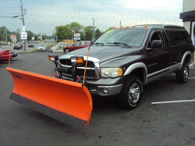 2003 Dodge Ram 2500 Wagon SE