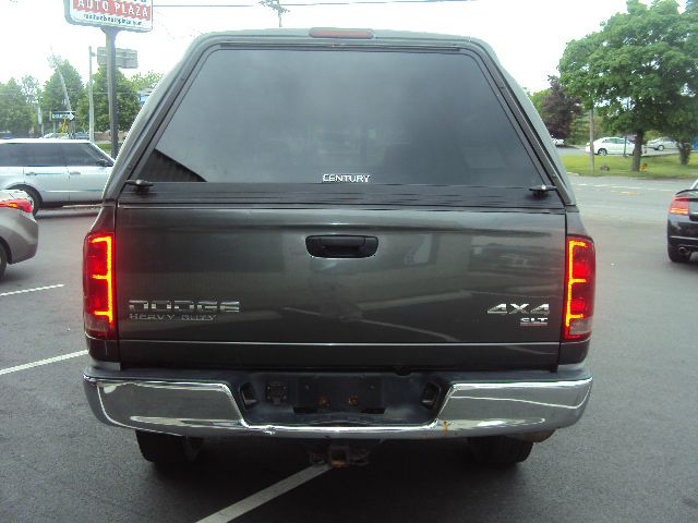 2003 Dodge Ram 2500 Wagon SE