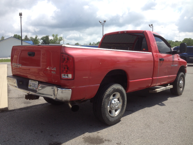 2003 Dodge Ram 2500 Wagon SE