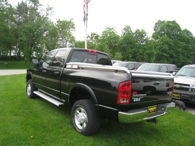 2003 Dodge Ram 2500 4dr 114 WB XLT 4WD