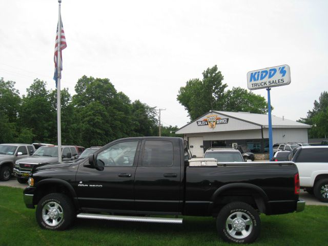 2003 Dodge Ram 2500 4dr 114 WB XLT 4WD