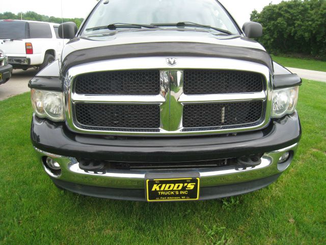 2003 Dodge Ram 2500 4dr 114 WB XLT 4WD