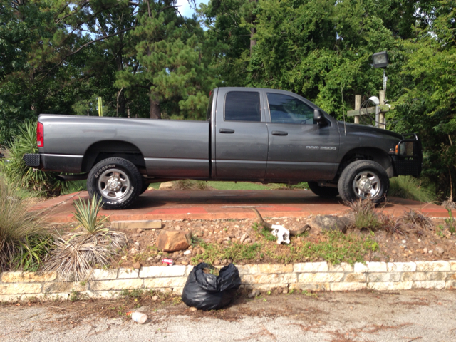 2003 Dodge Ram 2500 4dr 4WD EXT LS 4x4 SUV