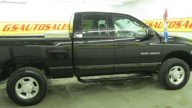 2004 Dodge Ram 2500 4d Wagon AWD