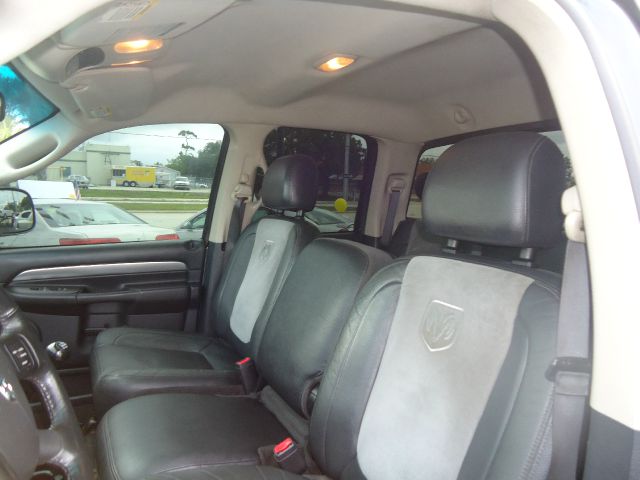 2004 Dodge Ram 2500 Ext WT