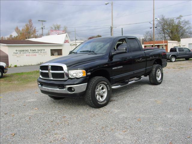 2004 Dodge Ram 2500 SLT