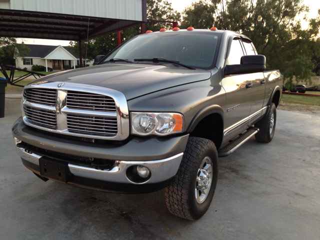 2005 Dodge Ram 2500 4dr 114 WB XLT 4WD