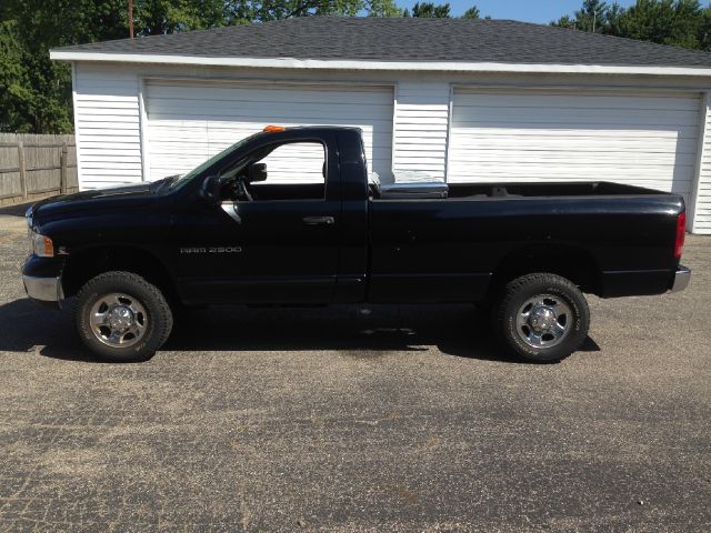 2005 Dodge Ram 2500 HD Reg. Cab 8-ft. Bed 2WD