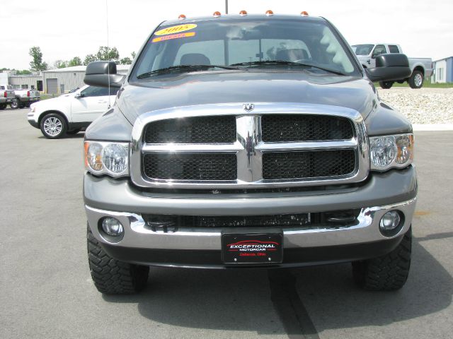 2005 Dodge Ram 2500 4dr 4WD EXT LS 4x4 SUV