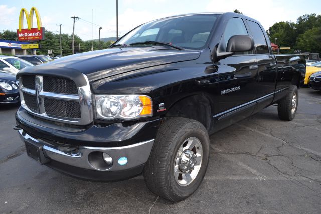 2005 Dodge Ram 2500 4dr 4WD EXT LS 4x4 SUV