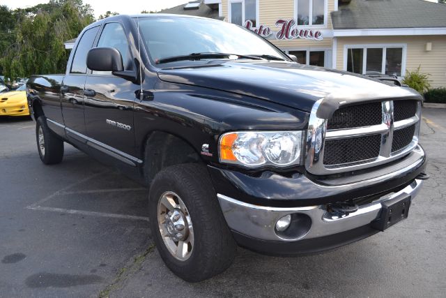 2005 Dodge Ram 2500 4dr 4WD EXT LS 4x4 SUV