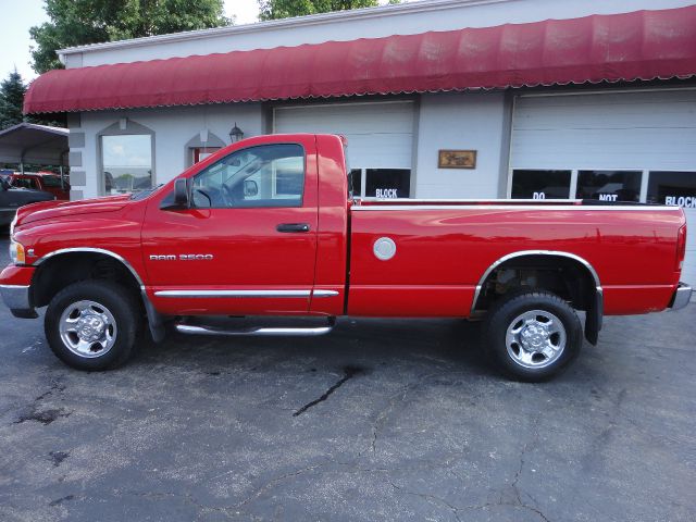 2005 Dodge Ram 2500 HD Reg. Cab 8-ft. Bed 2WD