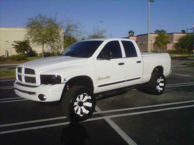 2005 Dodge Ram 2500 SLT