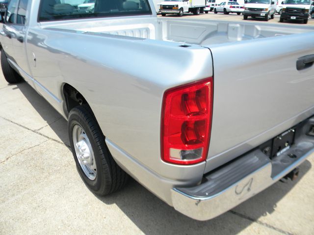 2005 Dodge Ram 2500 328ica