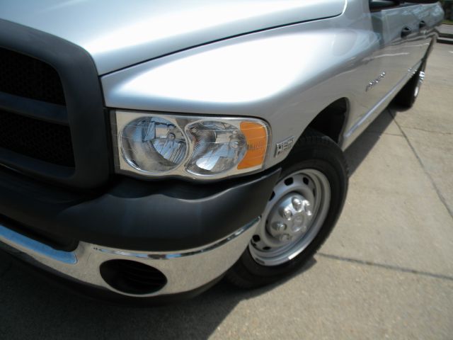 2005 Dodge Ram 2500 328ica