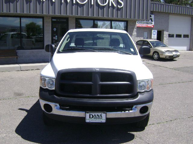 2005 Dodge Ram 2500 EX Auto 2WD