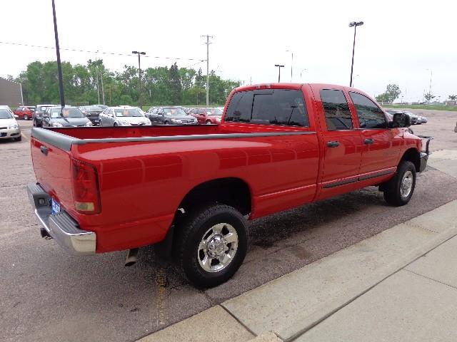 2005 Dodge Ram 2500 FWD 5DR WGN I4 CVT SL