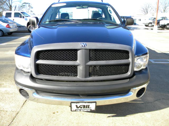 2005 Dodge Ram 2500 ES 2.4L AUTO