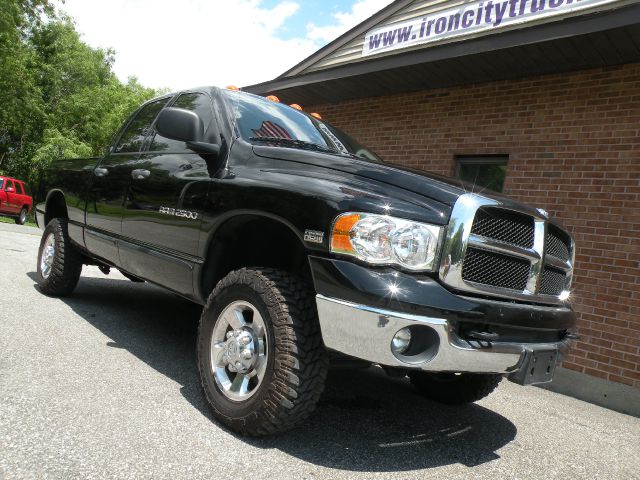 2005 Dodge Ram 2500 4dr 4WD EXT LS 4x4 SUV