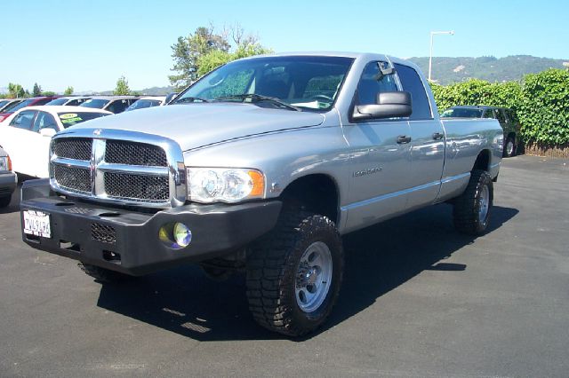 2005 Dodge Ram 2500 4dr 4WD EXT LS 4x4 SUV