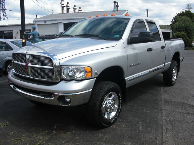 2005 Dodge Ram 2500 Ext WT