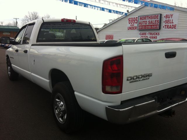 2005 Dodge Ram 2500 2WD Regular Cab 6.3 Ft Box ST