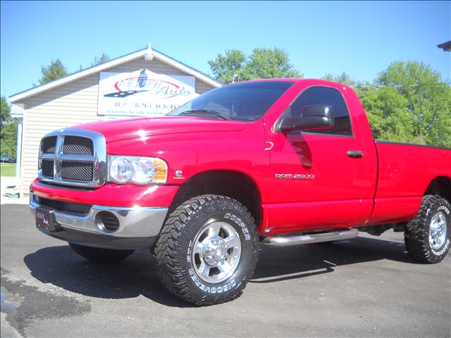 2005 Dodge Ram 2500 HD Reg. Cab 8-ft. Bed 2WD