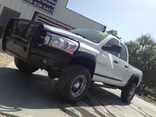 2006 Dodge Ram 2500 4d Wagon AWD