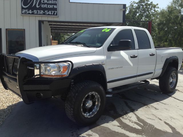 2006 Dodge Ram 2500 4d Wagon AWD