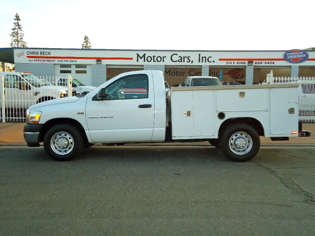 2006 Dodge Ram 2500 ES 2.4L AUTO